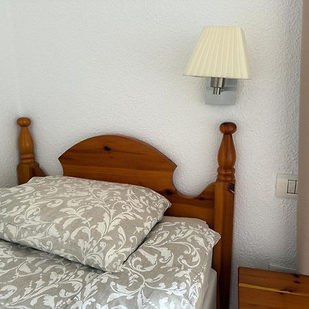 Sunny 2-Bedroom Apartment In Parque Santiago II Playa de las Americas  Exterior photo
